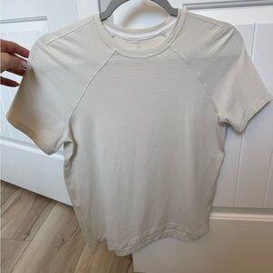 lululemon athletica Cream Short Sleeve Tee